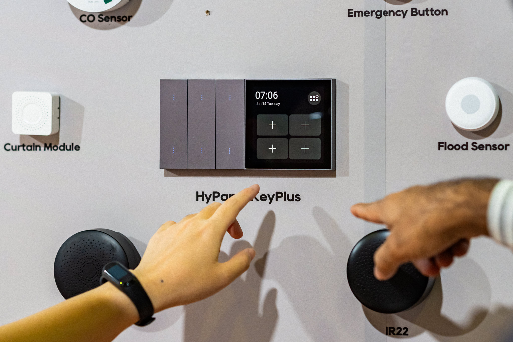 Smart Home & Building Automation